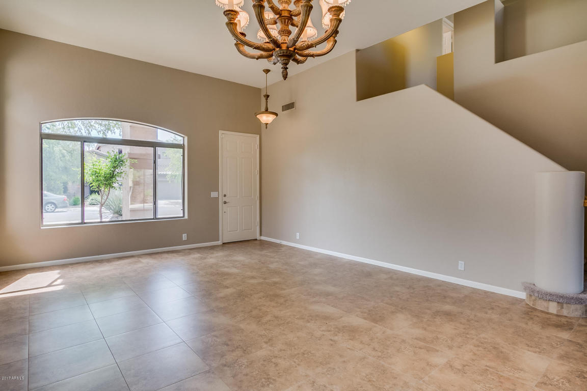 1682 E Bruce Ave, Gilbert, AZ 85234 photo 3
