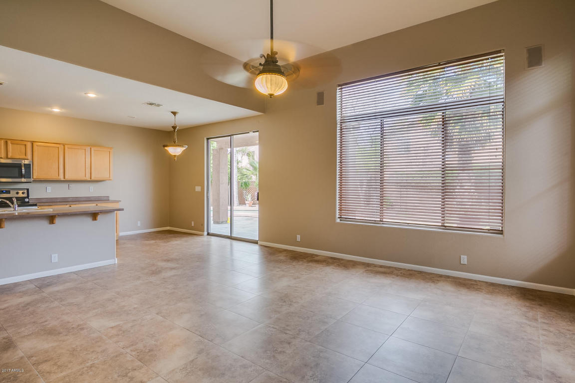 1682 E Bruce Ave, Gilbert, AZ 85234 photo 5