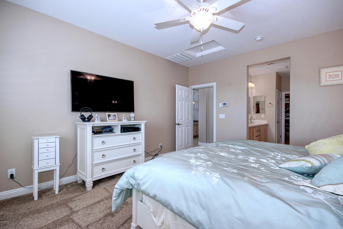 1679 W Cavedale Dr, Phoenix, AZ 85085 photo 21