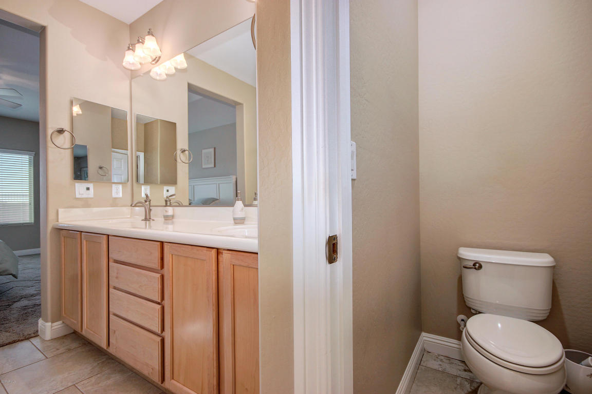 1679 W Cavedale Dr, Phoenix, AZ 85085 photo 24