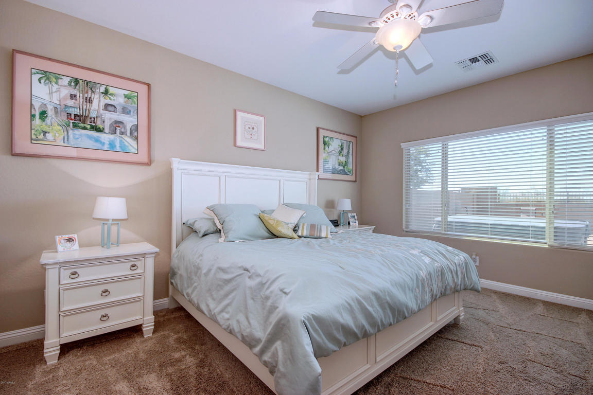 1679 W Cavedale Dr, Phoenix, AZ 85085 photo 18