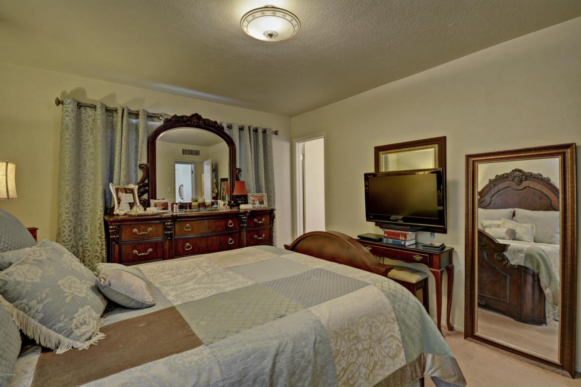4214 W Cavalier Dr, Phoenix, AZ 85019 photo 8