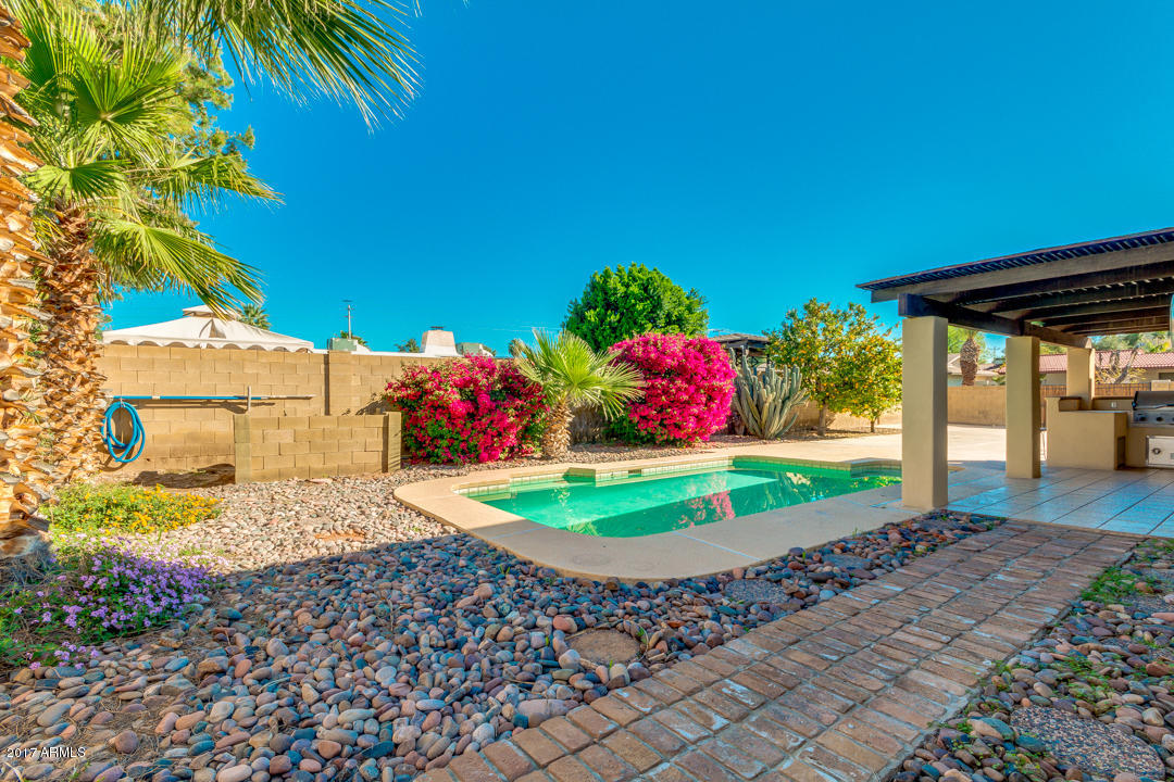 334 E Caribbean Ln, Phoenix, AZ 85022 photo 18