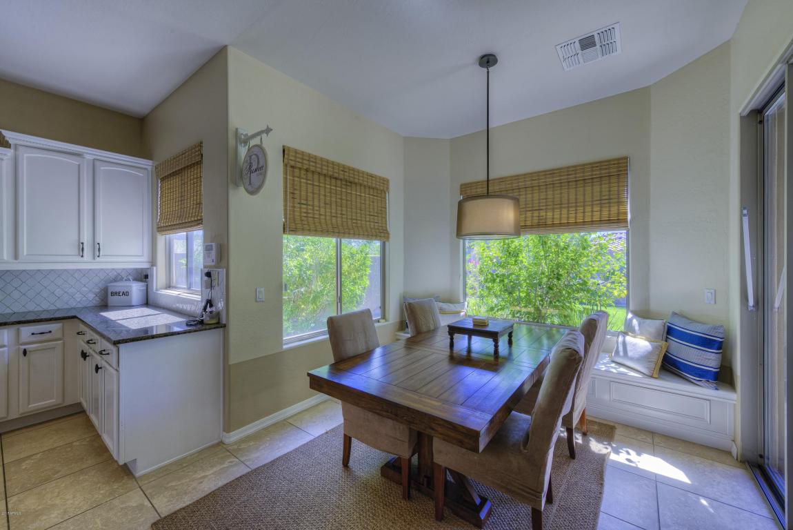 3955 E Parkside Ln, Phoenix, AZ 85050 photo 5