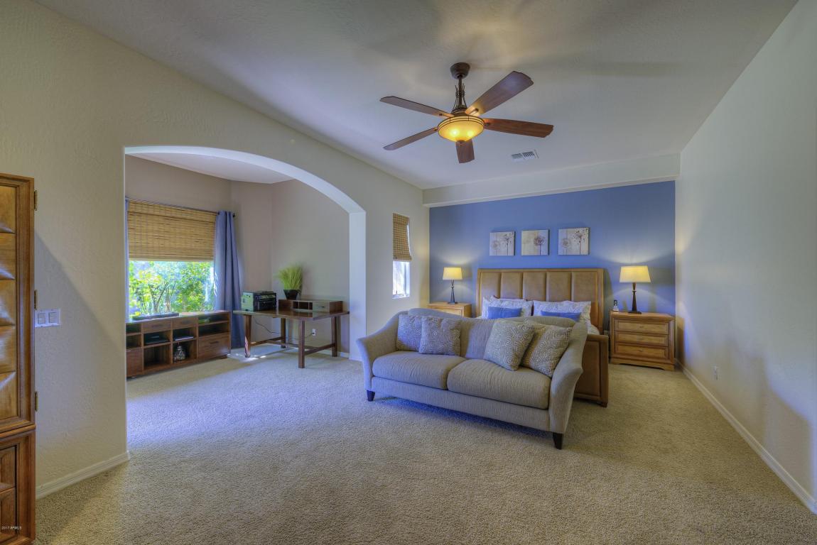 3955 E Parkside Ln, Phoenix, AZ 85050 photo 16