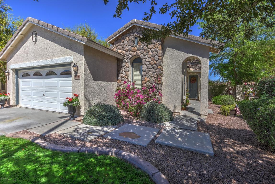 4236 E Crest Ct, Gilbert, AZ 85298 photo 2