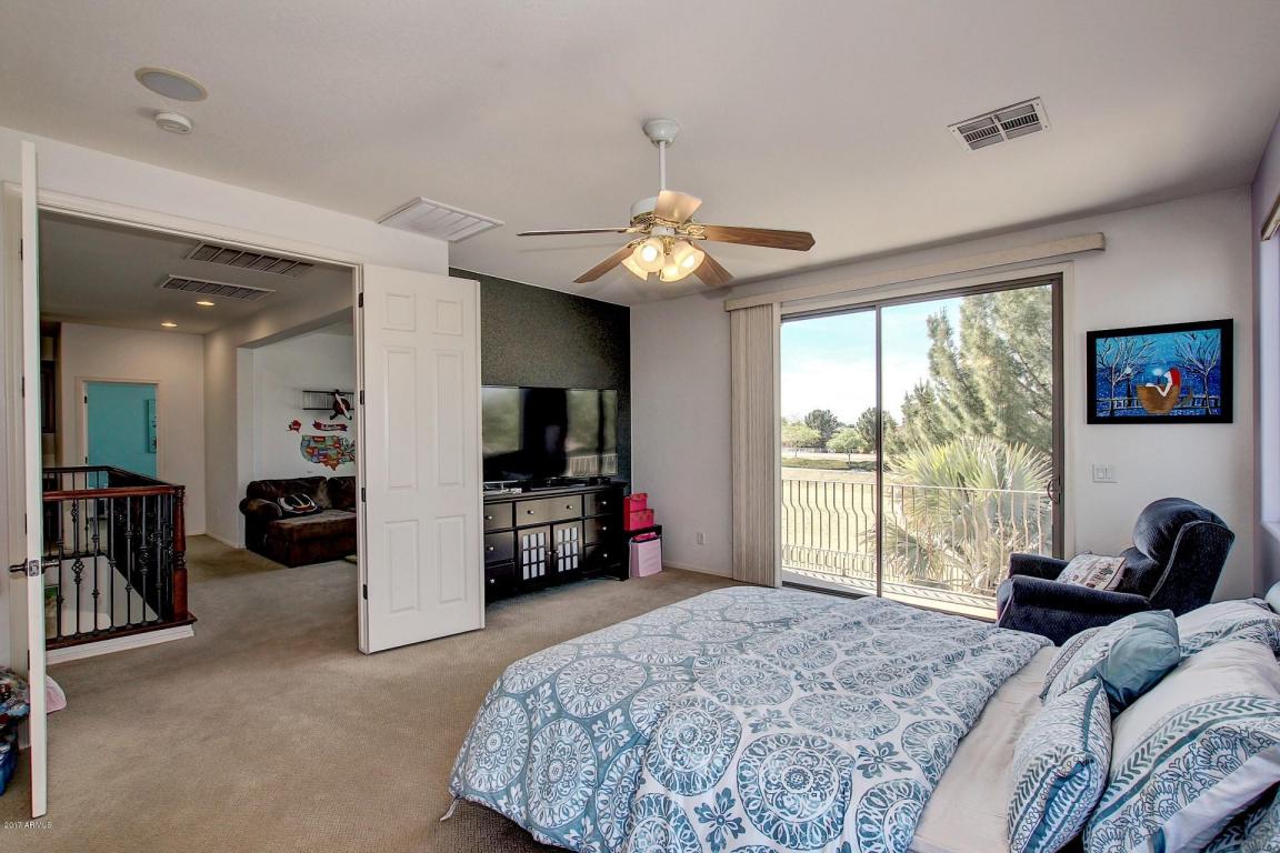 2910 S Colonial St, Gilbert, AZ 85295 photo 4