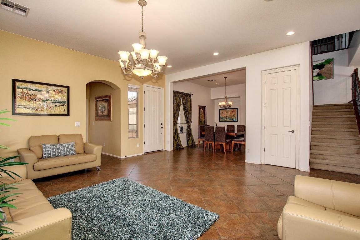 2910 S Colonial St, Gilbert, AZ 85295 photo 11