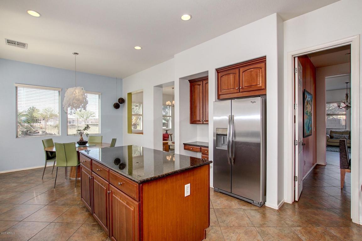 2910 S Colonial St, Gilbert, AZ 85295 photo 18