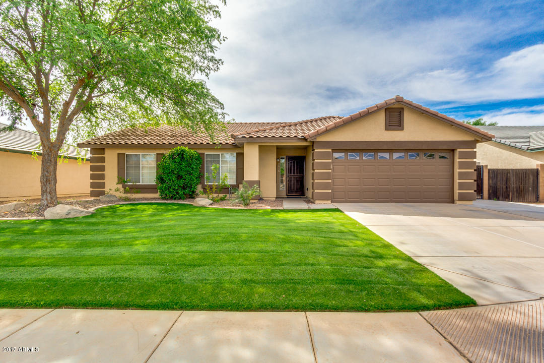 2885 E Toledo Ct, Gilbert, AZ 85295 photo 1