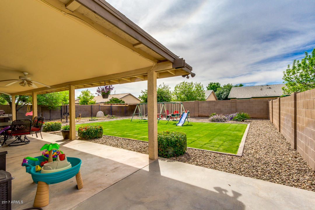 2885 E Toledo Ct, Gilbert, AZ 85295 photo 18