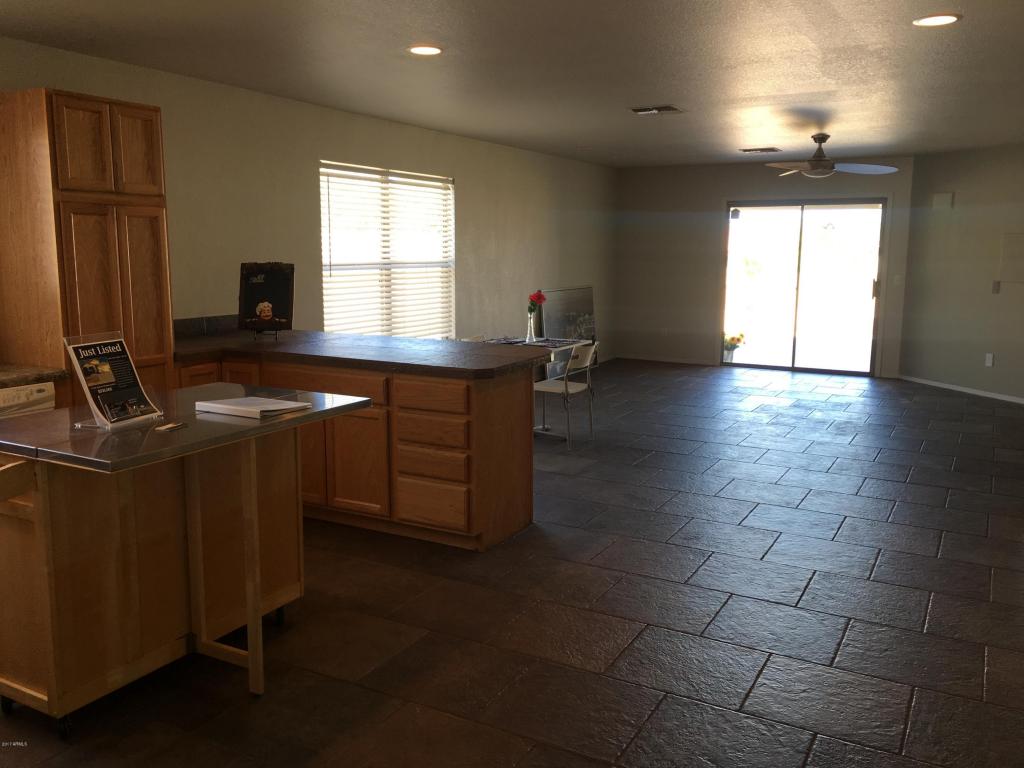 1118 E Beth Dr, Phoenix, AZ 85042 photo 10