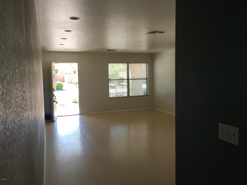 1118 E Beth Dr, Phoenix, AZ 85042 photo 4
