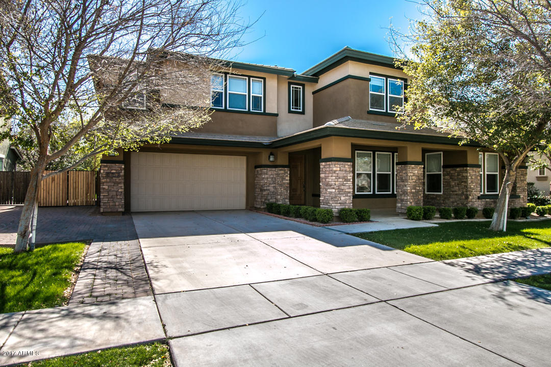 3757 E Marlene Dr, Gilbert, AZ 85296 photo 3