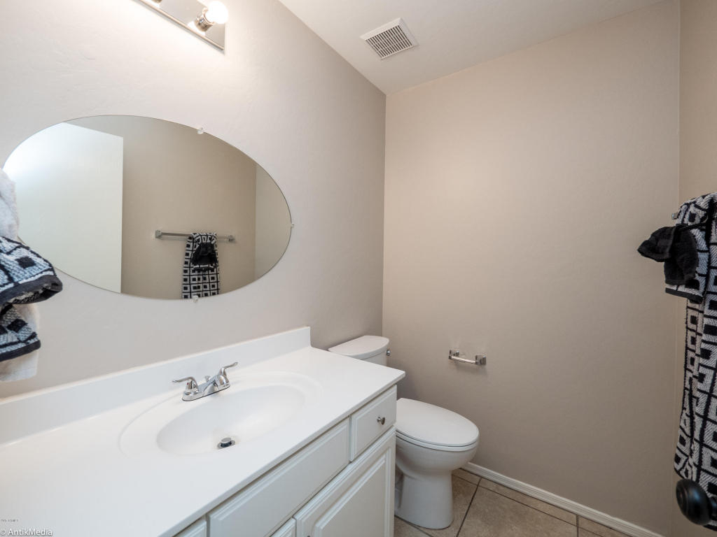 1979 E Barnacle Ave, Apache Junction, AZ 85119 photo 5