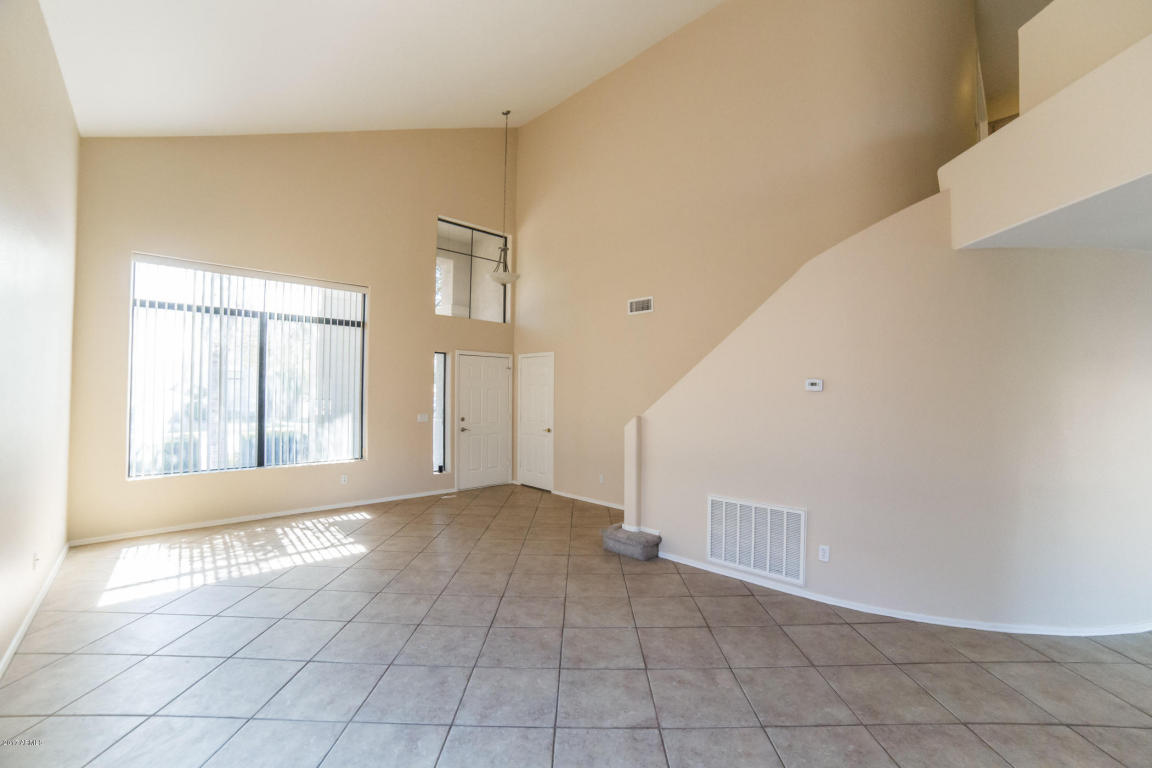 3926 E Taro Ln, Phoenix, AZ 85050 photo 8