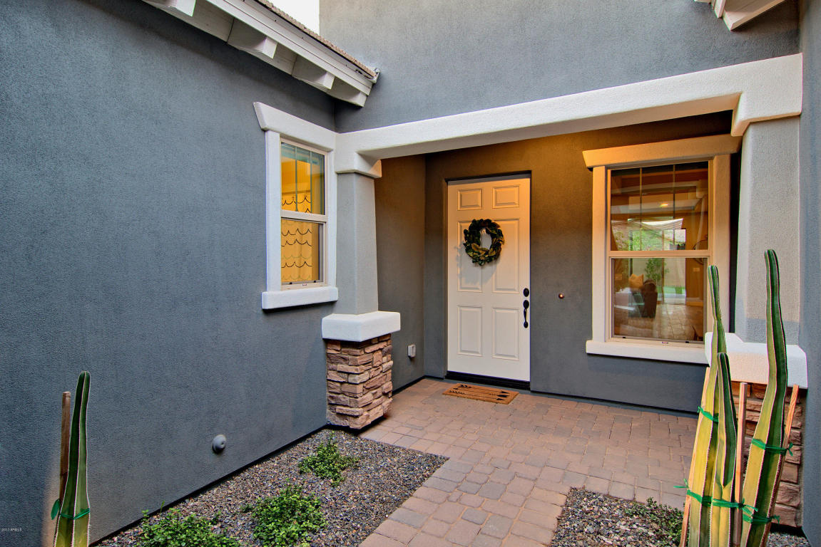 3120 E Half Hitch Pl, Phoenix, AZ 85050 photo 3