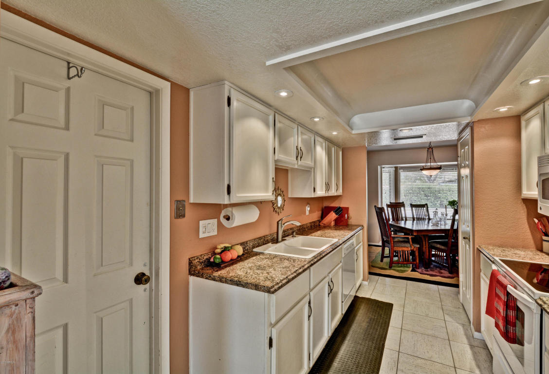 207 E Helena Dr, Phoenix, AZ 85022 photo 14