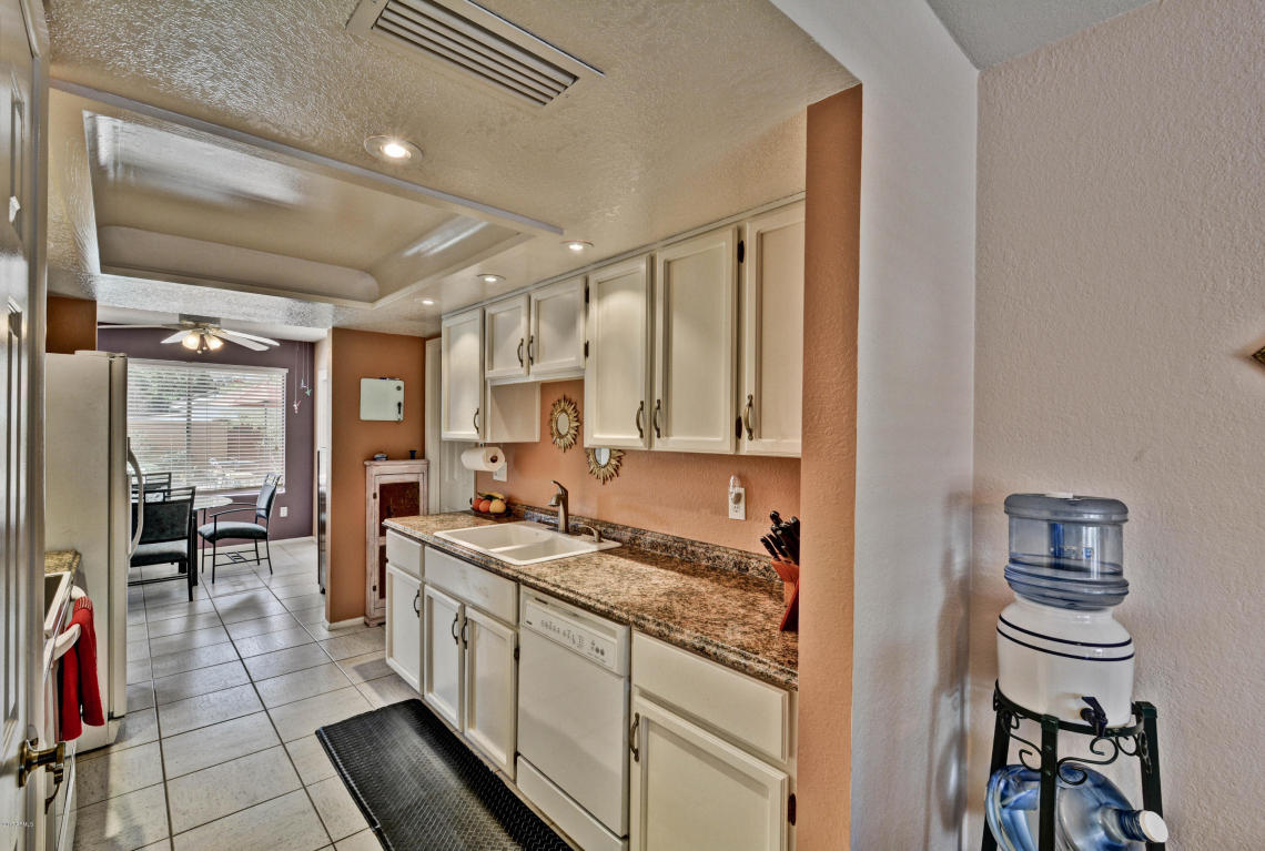207 E Helena Dr, Phoenix, AZ 85022 photo 15