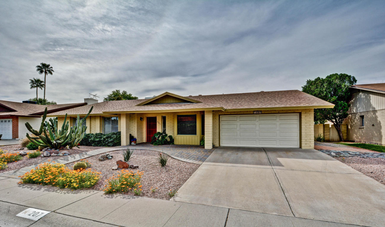 207 E Helena Dr, Phoenix, AZ 85022 photo 6
