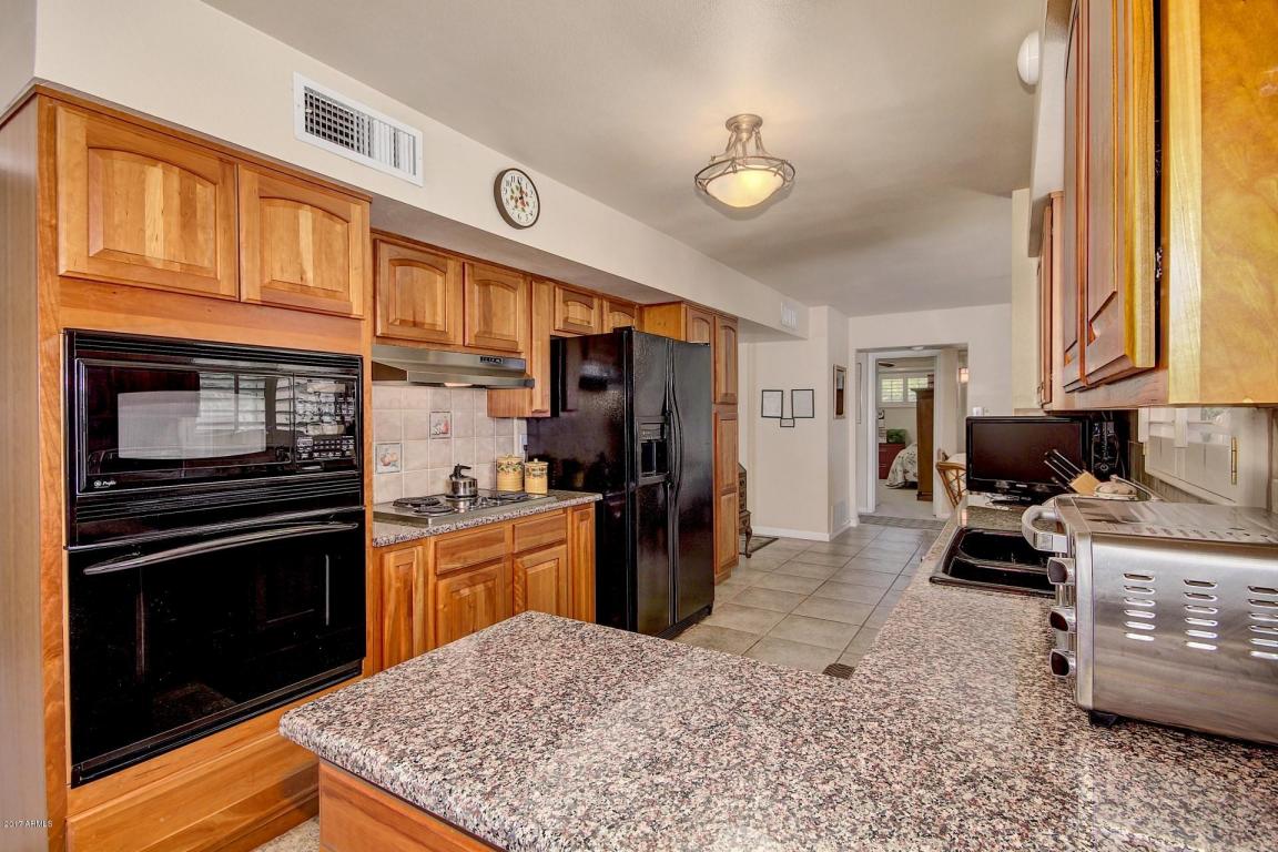 5039 E Osborn Rd, Phoenix, AZ 85018 photo 8