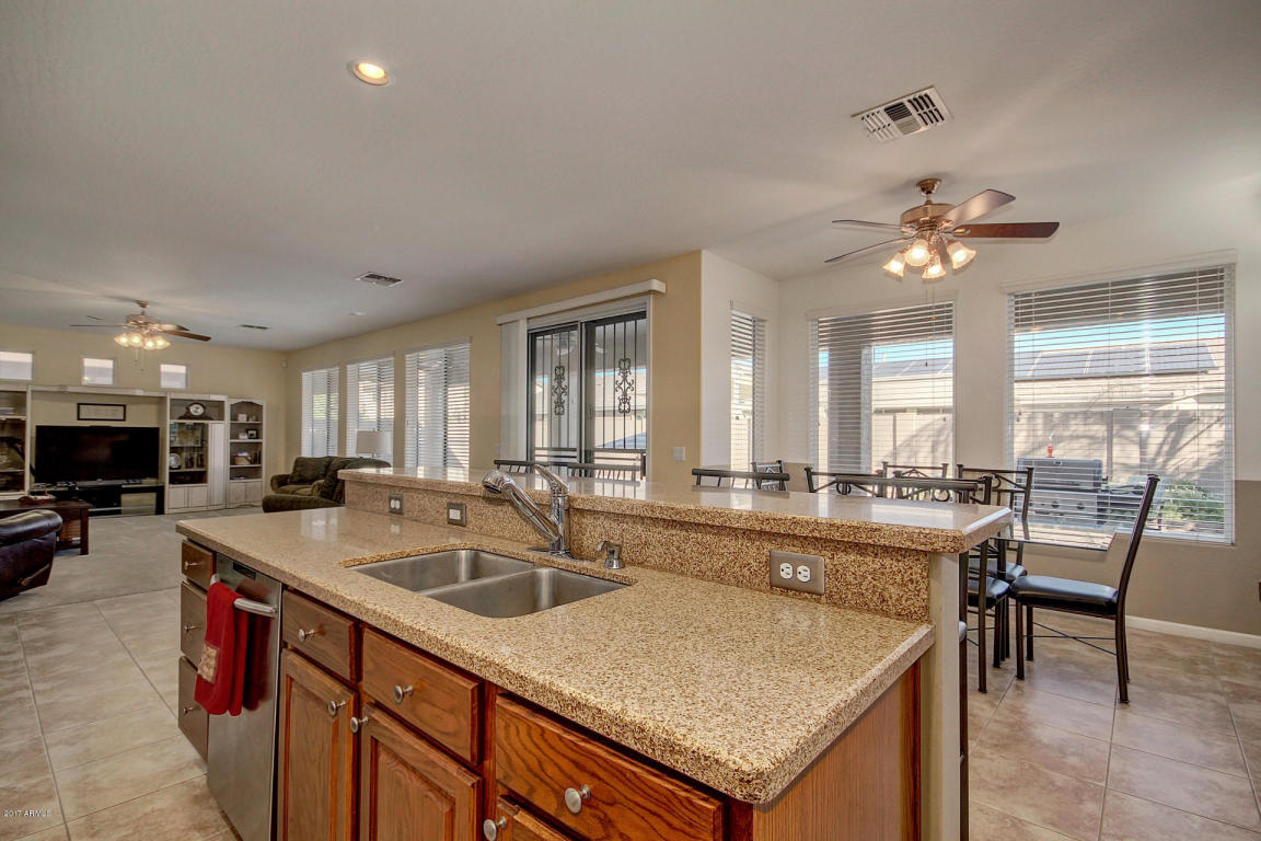 3256 E Fairview St, Gilbert, AZ 85295 photo 11