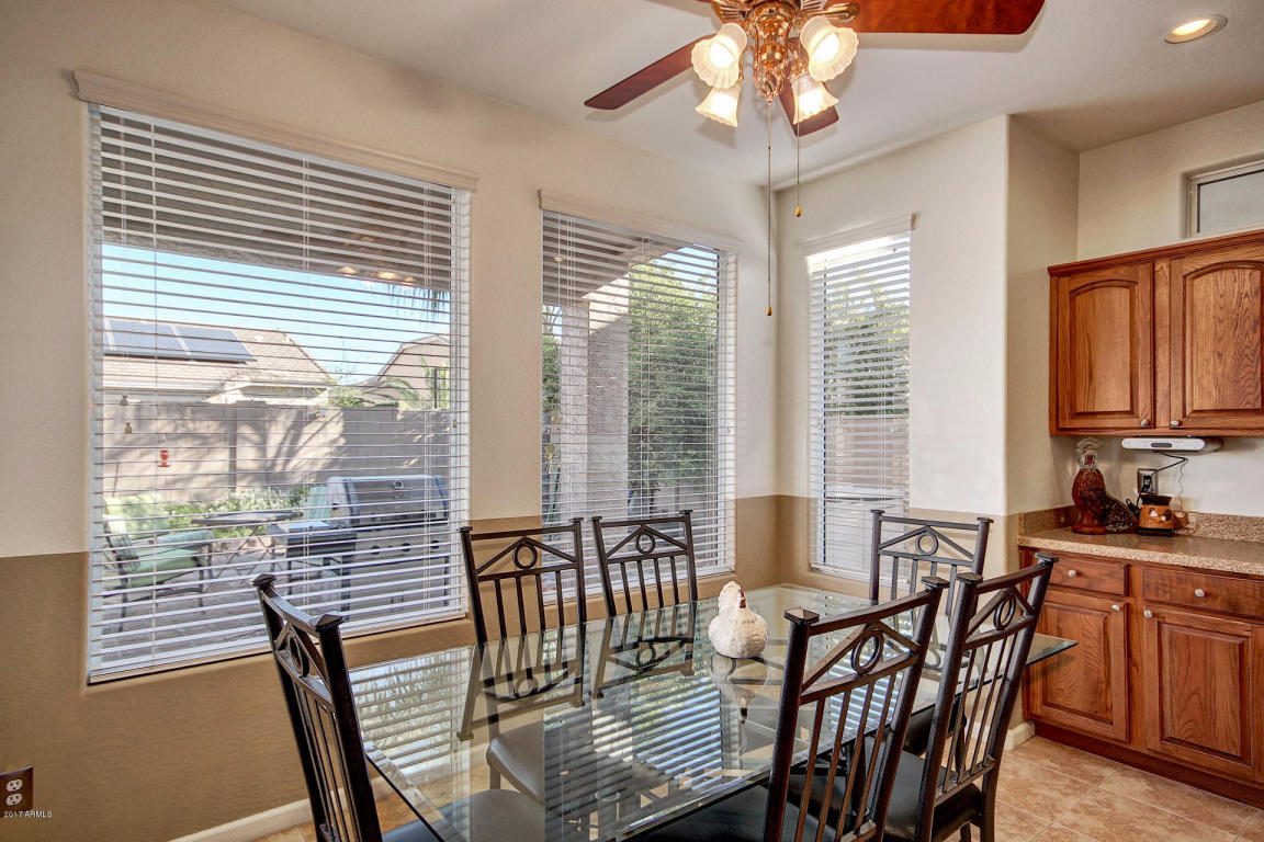 3256 E Fairview St, Gilbert, AZ 85295 photo 9