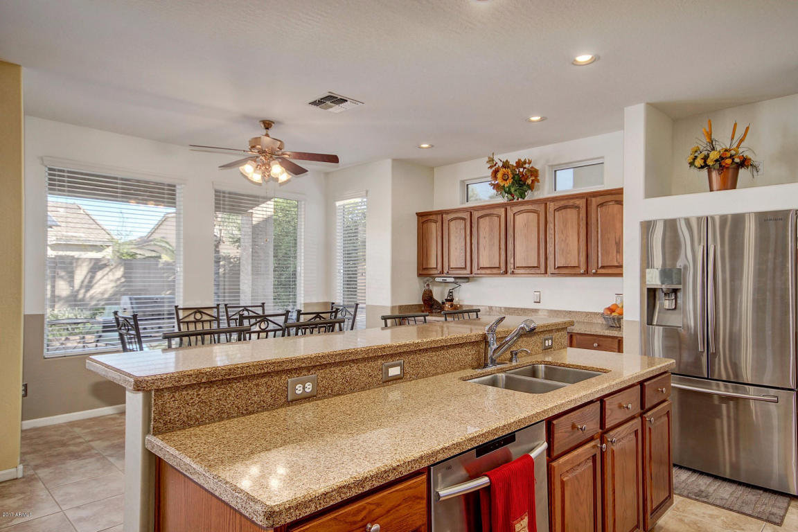 3256 E Fairview St, Gilbert, AZ 85295 photo 6