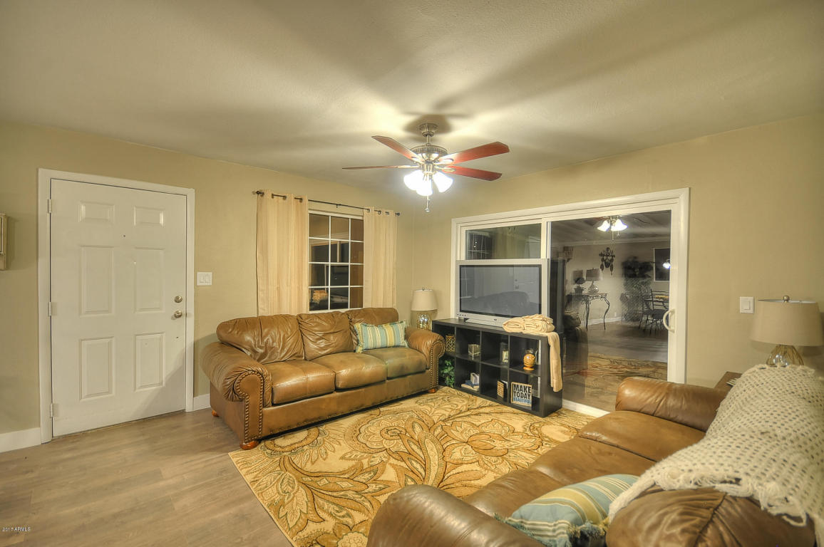 1901 E Mobile Ln, Phoenix, AZ 85040 photo 3