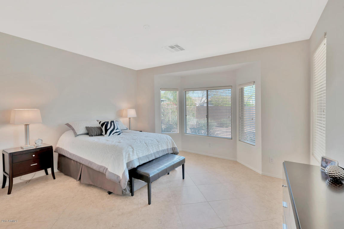 4074 E Lodgepole Dr, Gilbert, AZ 85298 photo 9