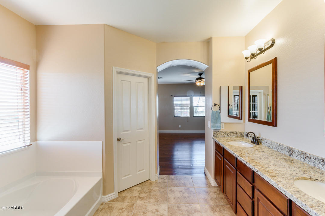 2770 E Mead Ct, Gilbert, AZ 85298 photo 4