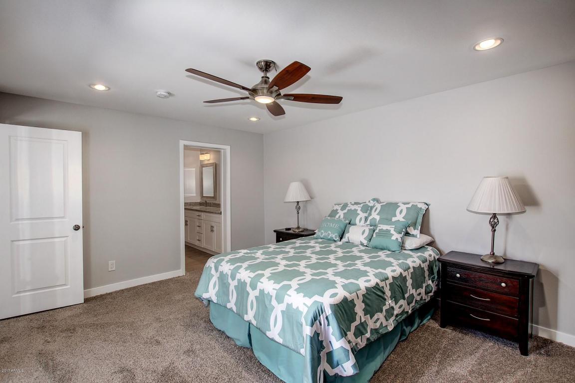 1305 E Highland Ave, Phoenix, AZ 85014 photo 14