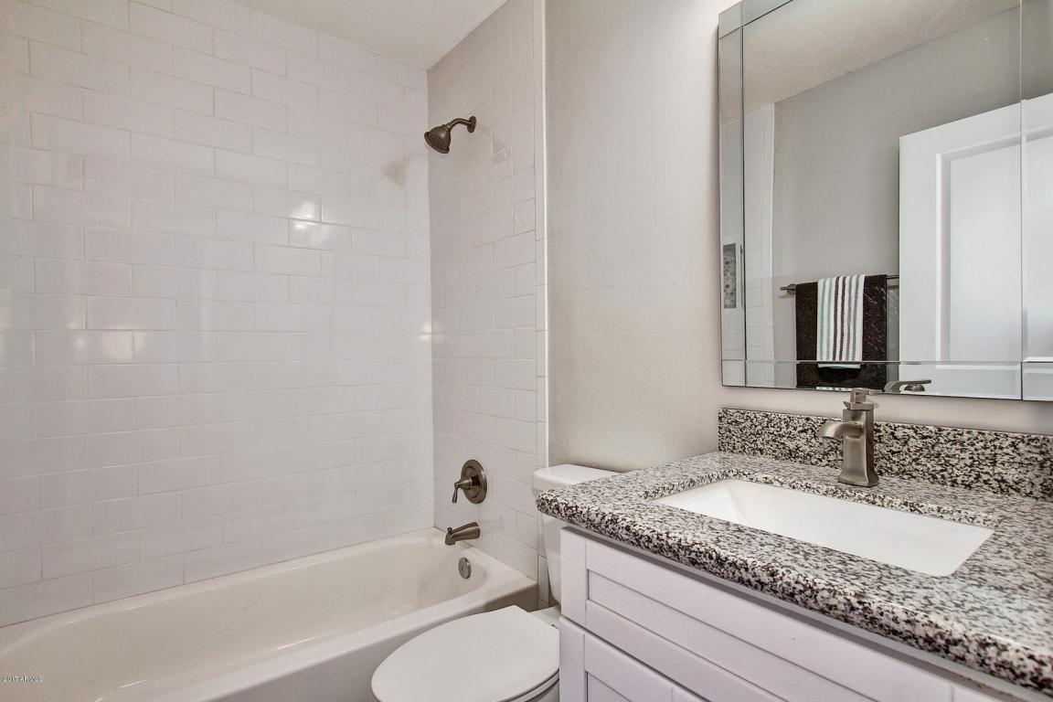 1305 E Highland Ave, Phoenix, AZ 85014 photo 21