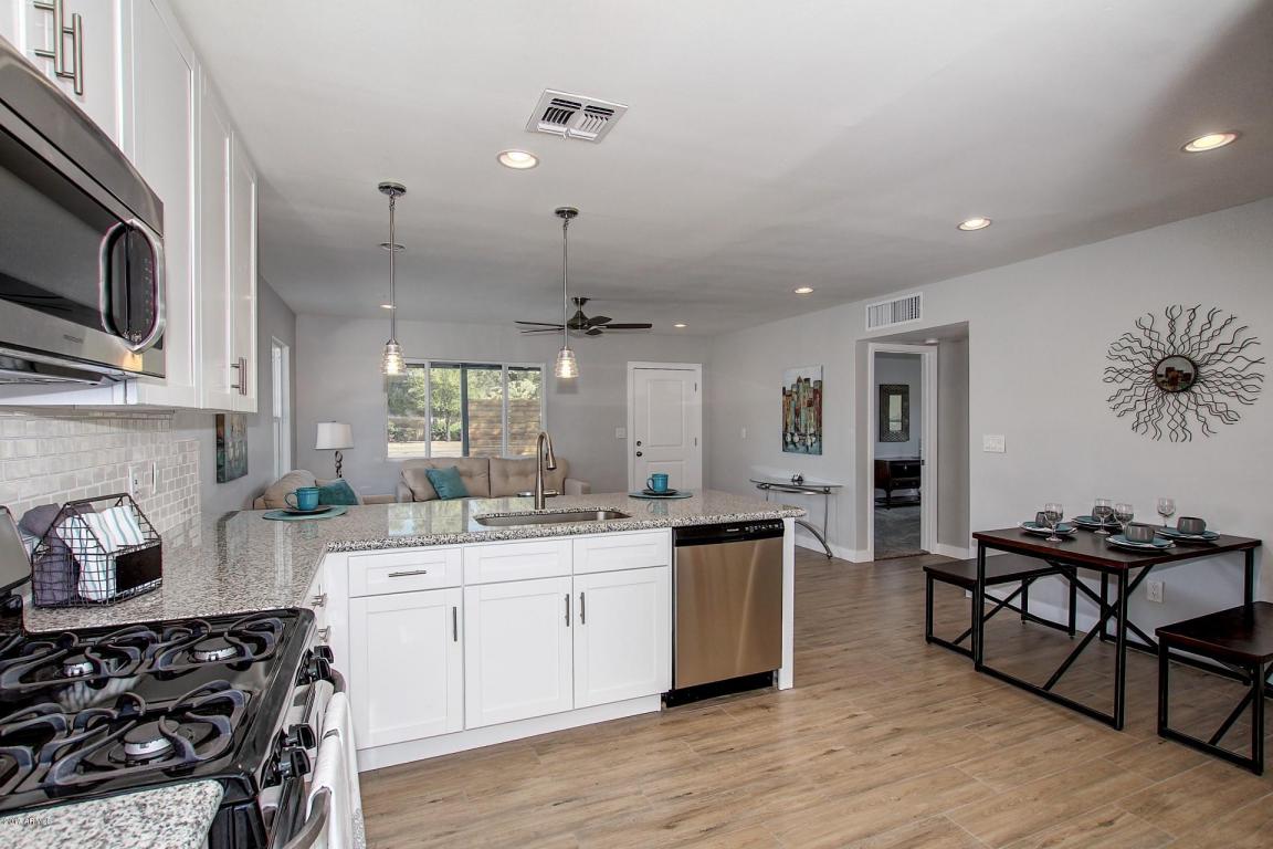 1305 E Highland Ave, Phoenix, AZ 85014 photo 10