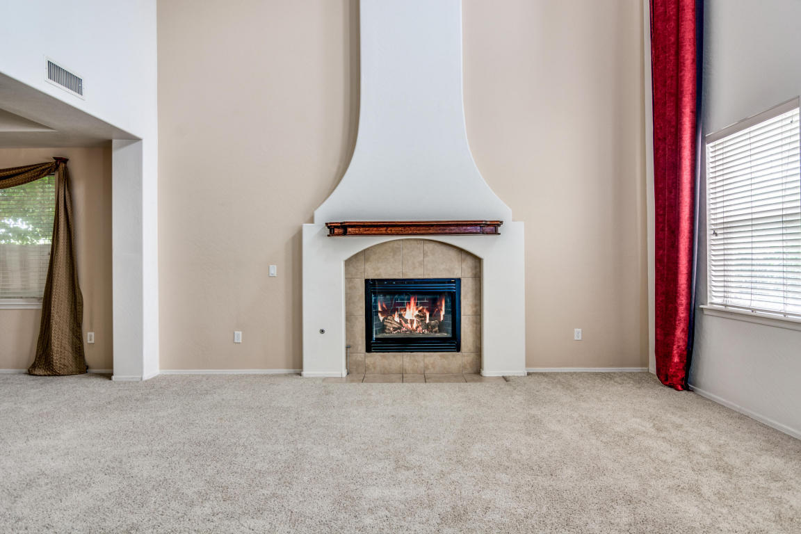 2547 E Ivanhoe Ct, Gilbert, AZ 85295 photo 9