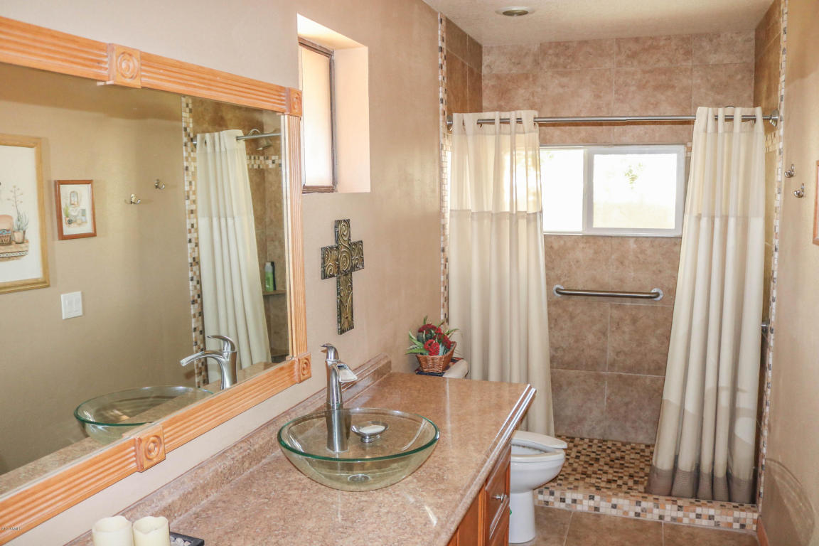 6431 E Holly Dr, Mesa, AZ 85215 photo 15