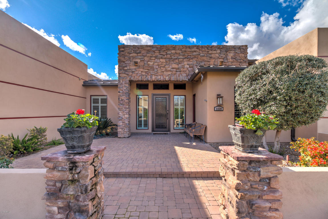 2239 E Bella Vista Ct, Gilbert, AZ 85298 photo 4