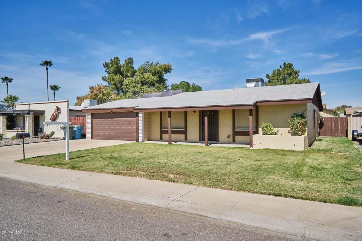 8210 W Montecito Ave, Phoenix, AZ 85033 photo 2