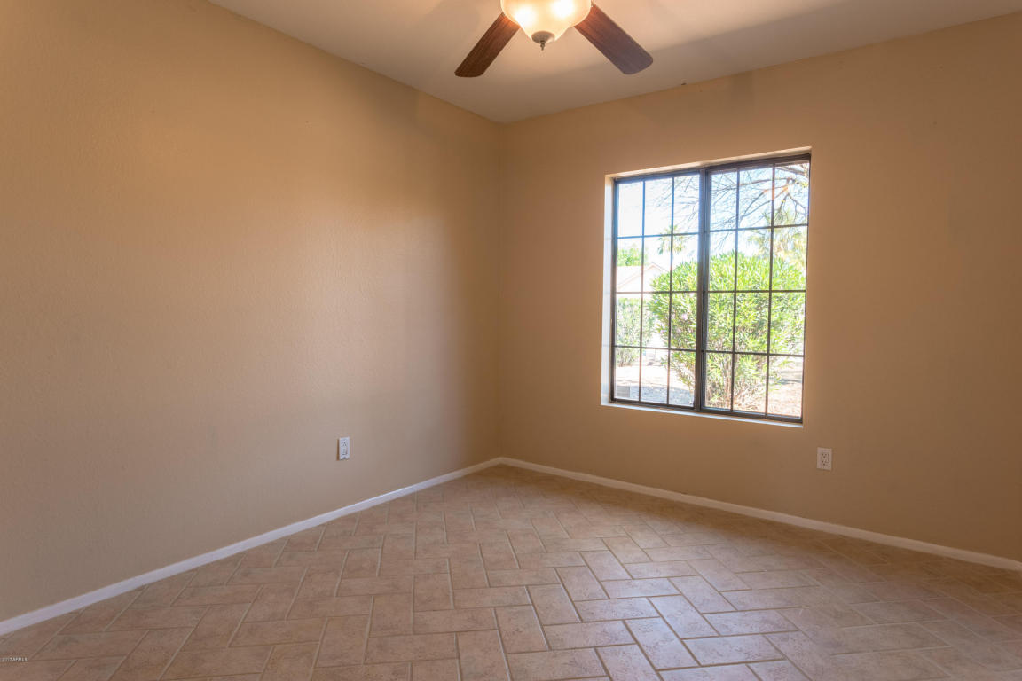 4233 Everett Dr, Phoenix, AZ 85032 photo 25