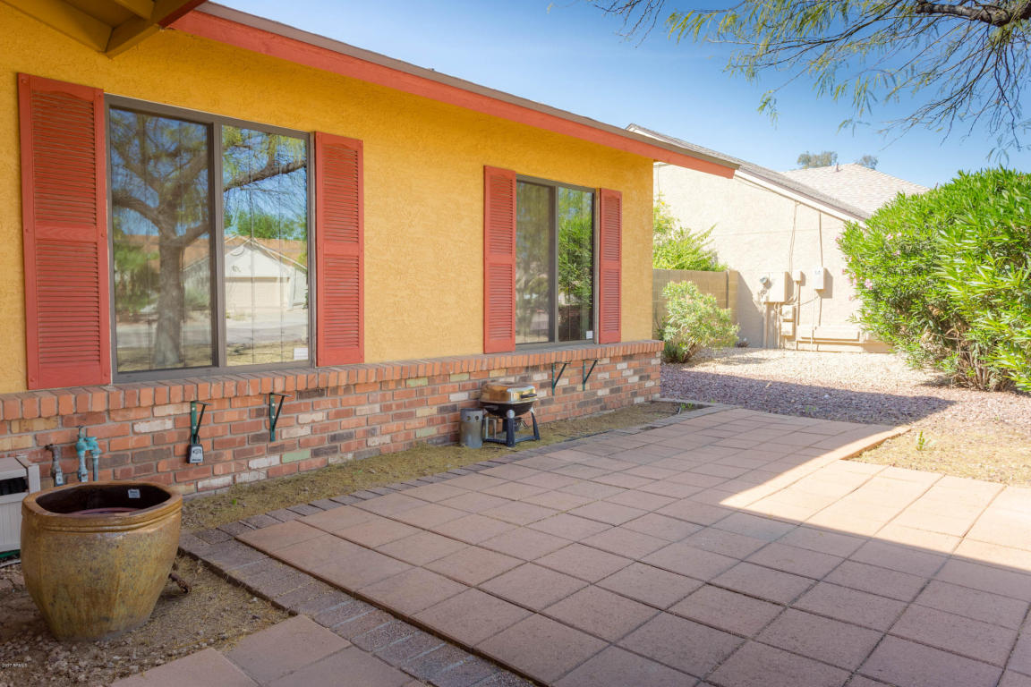 4233 Everett Dr, Phoenix, AZ 85032 photo 3