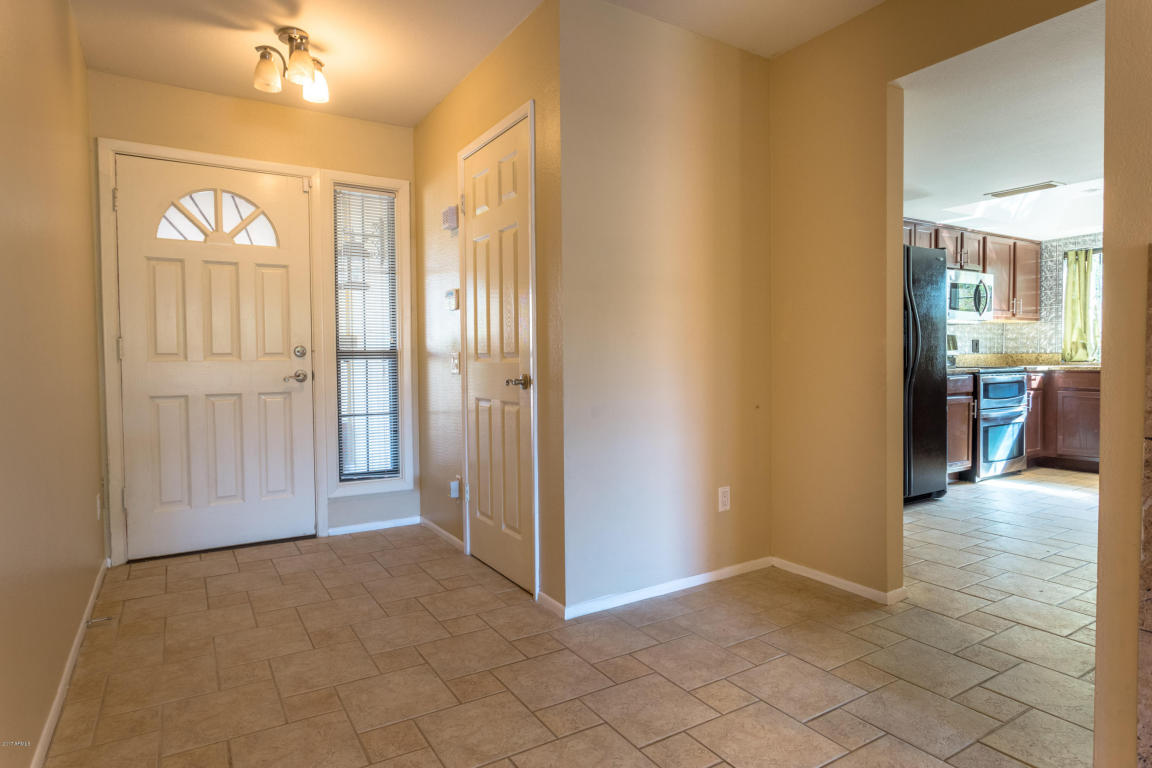 4233 Everett Dr, Phoenix, AZ 85032 photo 4