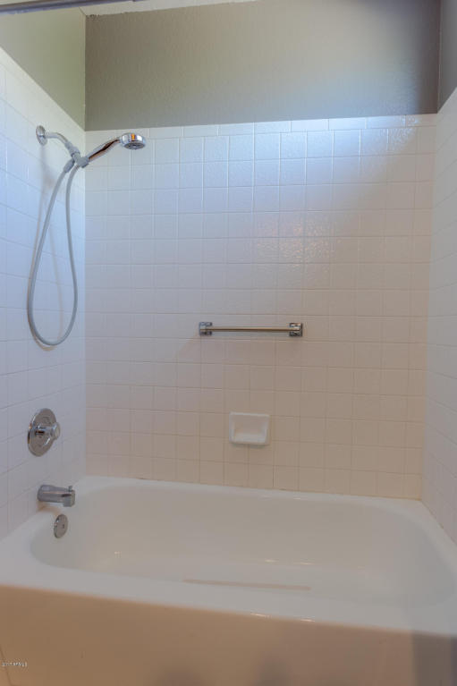 4233 Everett Dr, Phoenix, AZ 85032 photo 24