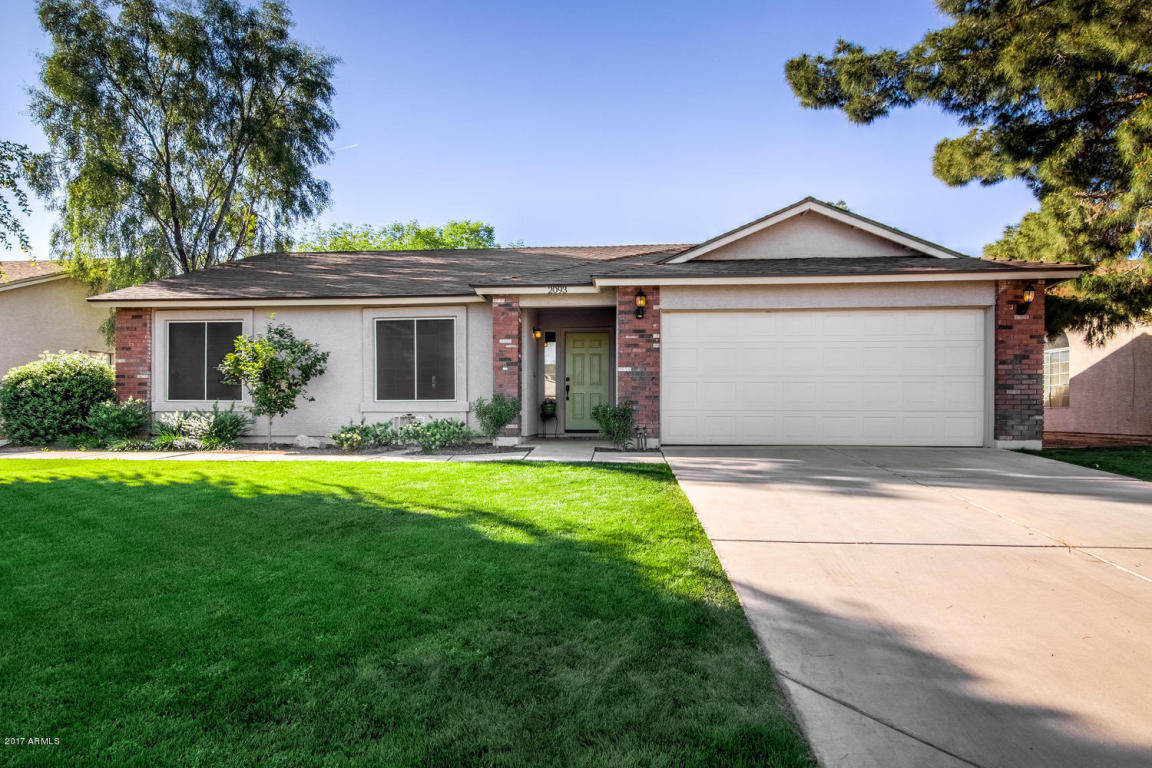 2093 E Brooks St E, Gilbert, AZ 85296 photo 1