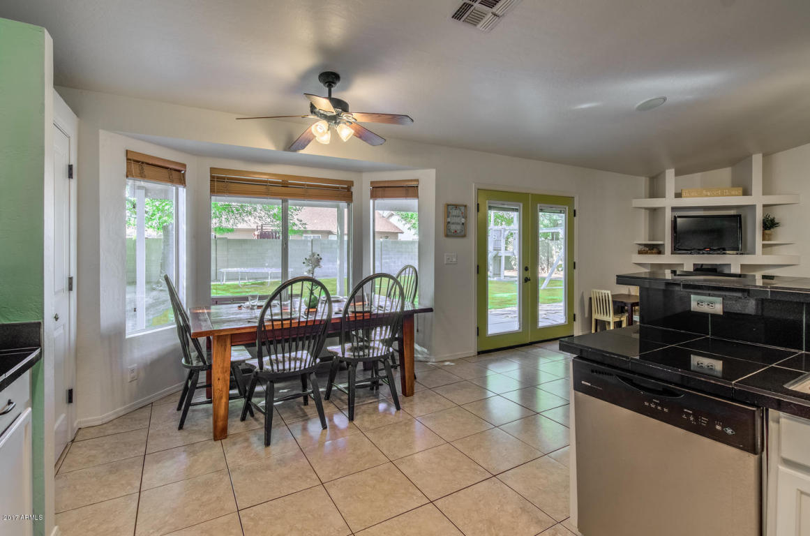 2093 E Brooks St E, Gilbert, AZ 85296 photo 6