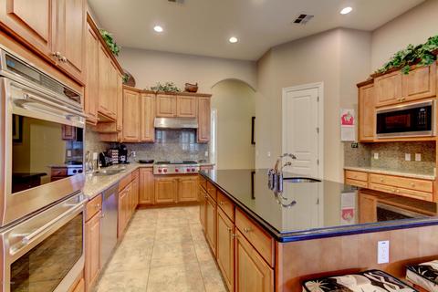 2880 E Clark Dr, Gilbert, AZ 85297 photo 13