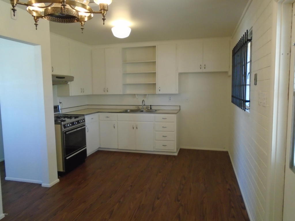 2326 N 39th Ave, Phoenix, AZ 85009 photo 6