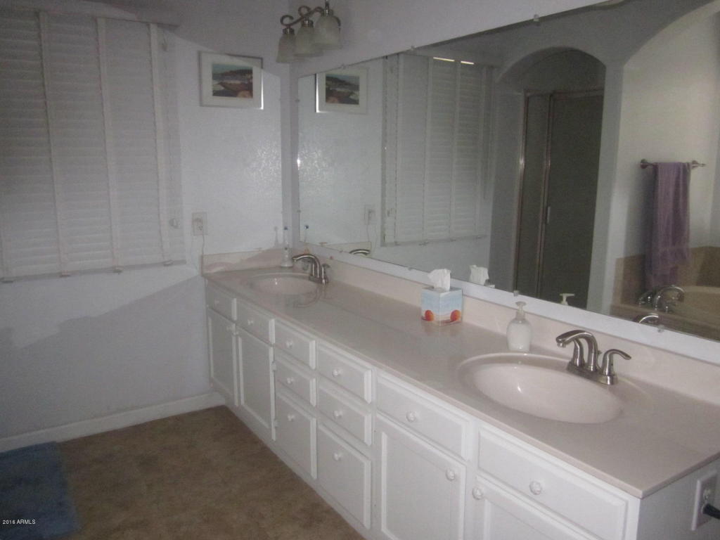 345 E Vaughn Ave, Gilbert, AZ 85234 photo 11