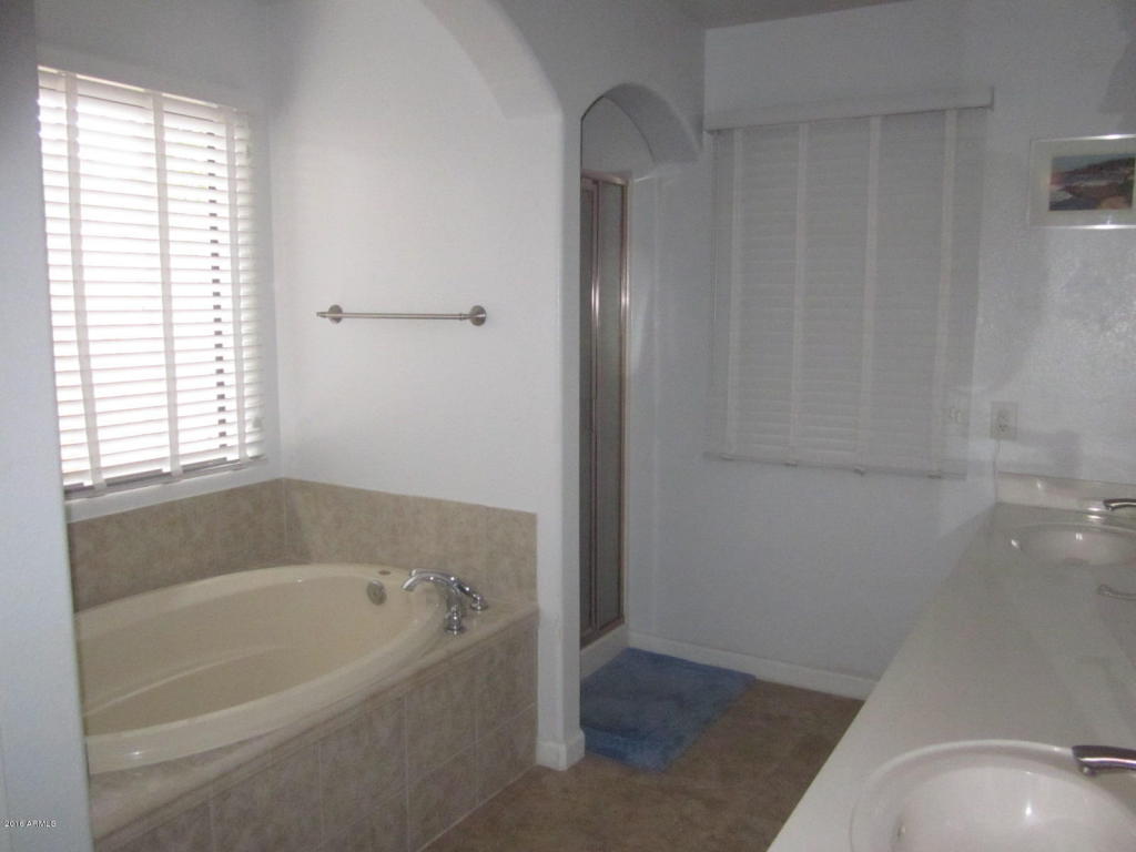 345 E Vaughn Ave, Gilbert, AZ 85234 photo 10