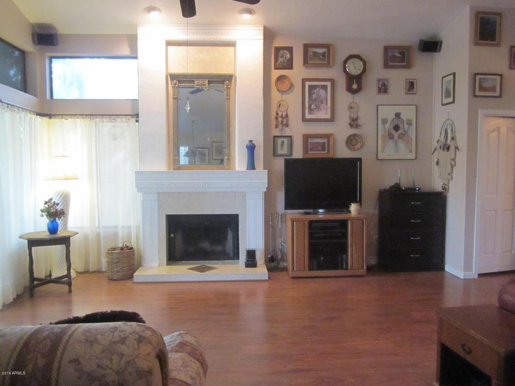 345 E Vaughn Ave, Gilbert, AZ 85234 photo 9