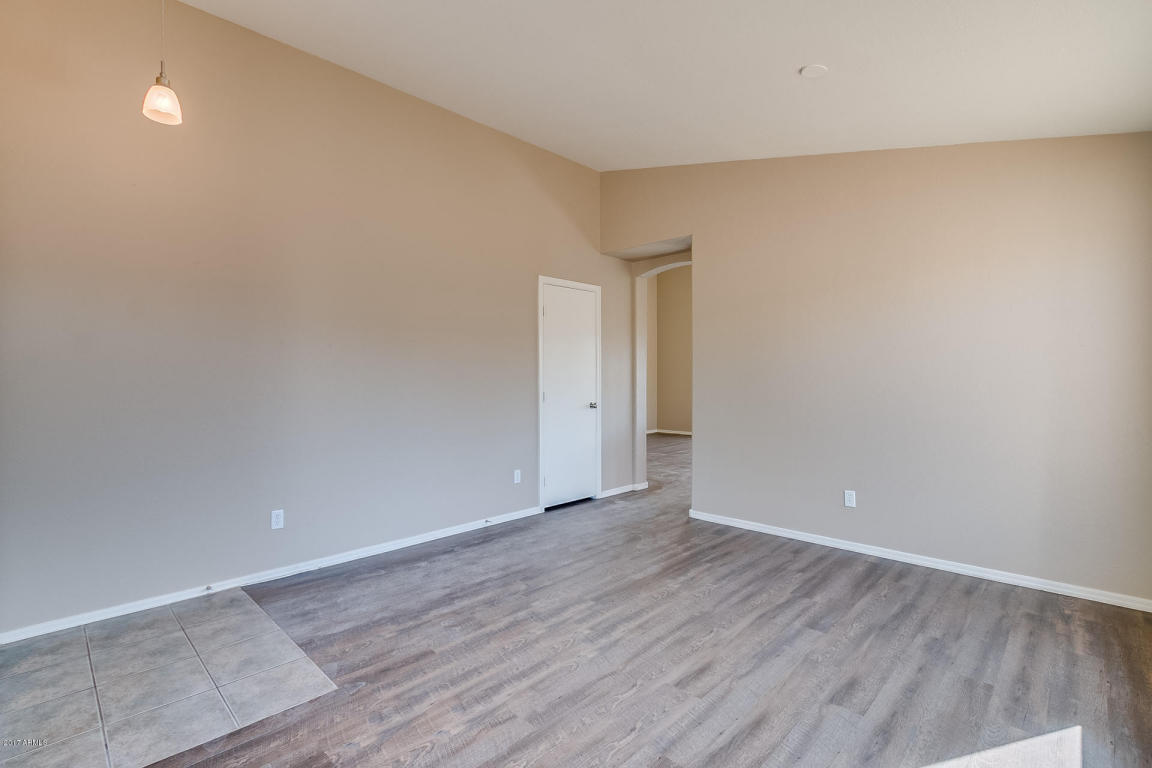6033 S 13th Ave, Phoenix, AZ 85041 photo 2